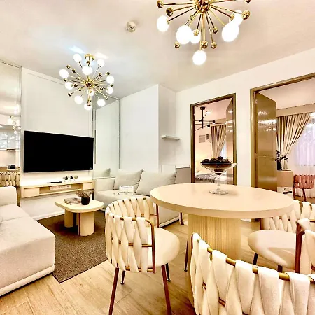 Elegant, And Family-Friendly 2Br In Pine Suites